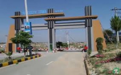 10 Marla Beautiful Corner Plot For Sale University Town   islamabad
