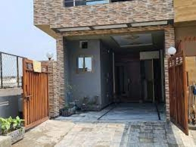5 Marla Double Unit House Available For Sale In DHA Phase 3 Islamabad, 