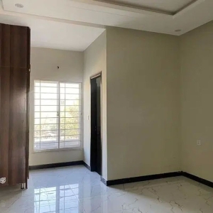 12 Marla Double Unit Corner House Available For sale in I 8/2 Islamabad