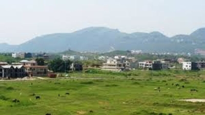 One Kanal Plot Available For Sale in D 13/4 Islamabad