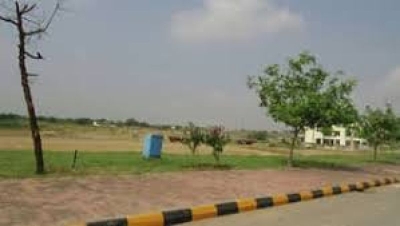 7 Marla Plot for sale in Gulberg Green Islamabad Block V