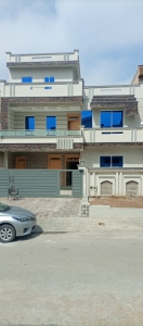 10 Marla luxury Double story  house for sale in G-13/1  Islamabad 