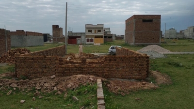 4.5 MARLA PLOT FILE FOR SALE IN REHMAN RESIDENCIA GHORI TOWN PH:7 ISLAMABAD.