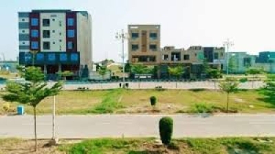 10 Marla Plot Available For Sale In Ghouri Town Phase 4A Islamabad