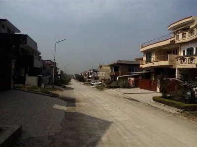 5 Marla Residential Plot Available for sale in H 13 Islamabad