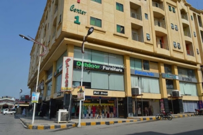 Beautiful 2 Lower Ground Shop For Sale Ali Commercial Boulevard Bahria Town phase 8