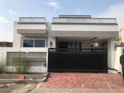 Lavish 1 kanal ,house  available  For Rent  in  F-10 Islamabad