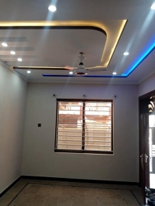 A Beautiful Design 14  MARLA CORNAR DOUBLE STORY HOUSE FOR Rent  Lᴏᴄᴀᴛɪᴏɴ: I-8/4 Islamabad