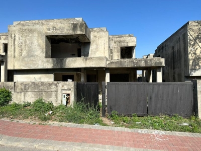 1 kanal gray structure is available for sale in Bahria Town phase 5 Rawalpindi 