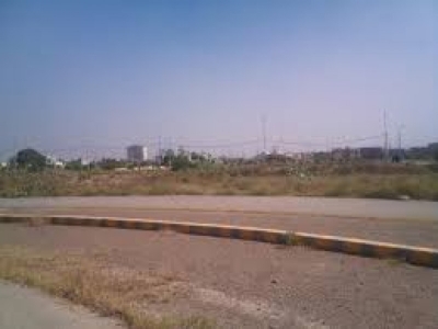 Beautiful plot for sale in Gulberg Green Islamabad  Size : 7 Marla