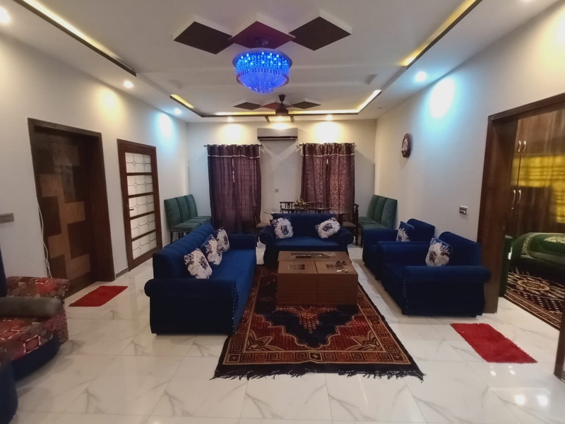 Luxury  10 Marla upper portion for rent in bahria town ,Umer Block, Rawalpindi 