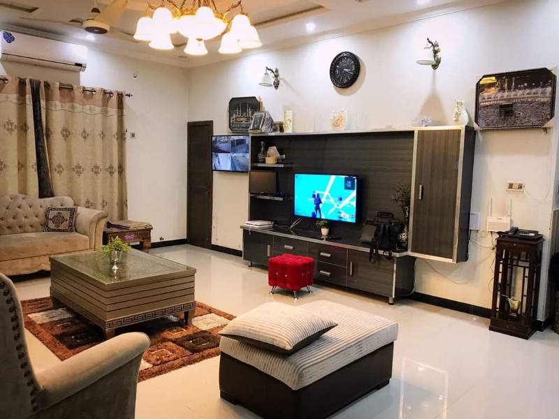 Luxury 1 Kanal Double Storey House For sale in H Block, Soan Garden Islamabad 